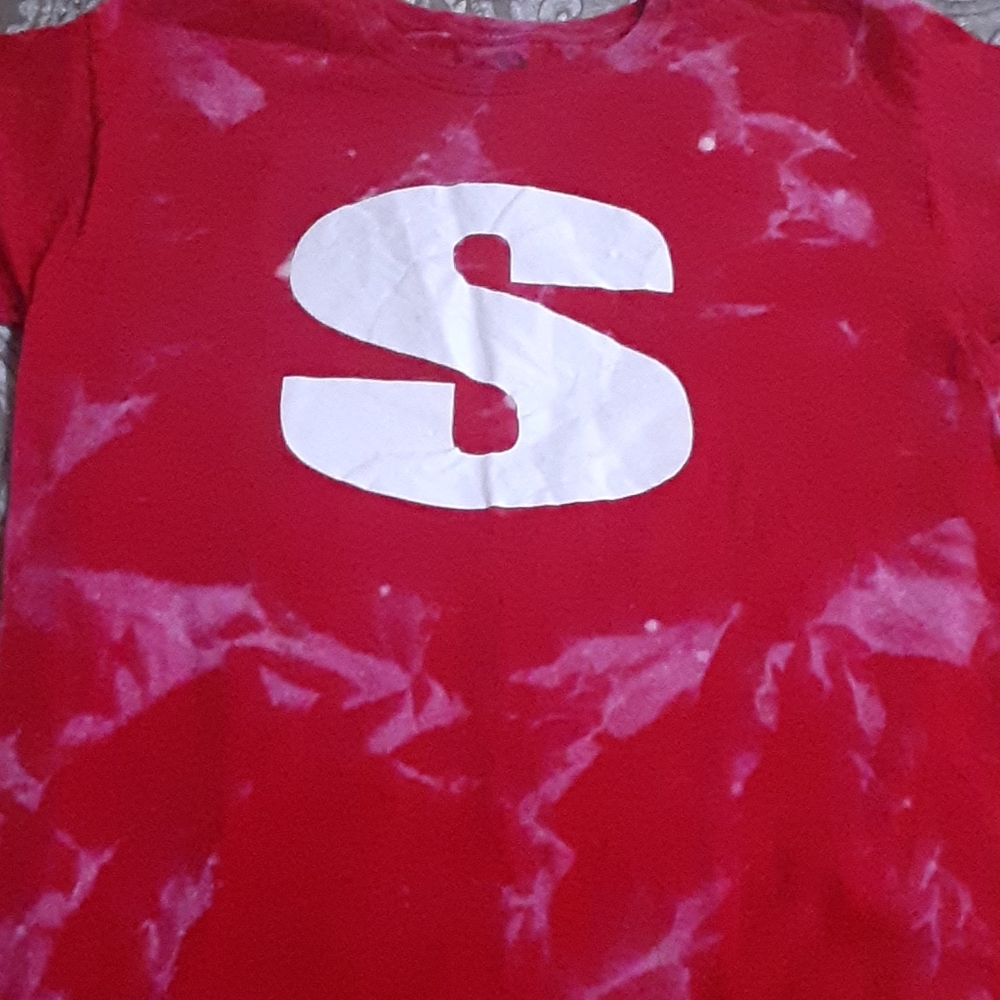 Bleach dyed T-shirt